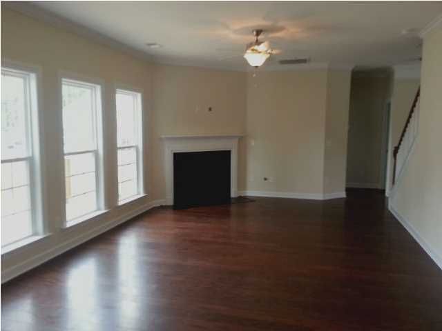 107 Ribbon Rd, Summerville, SC 29483