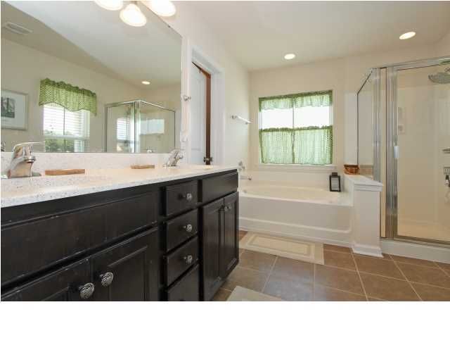 1874 Carolina Bay Dr, Charleston, SC 29414