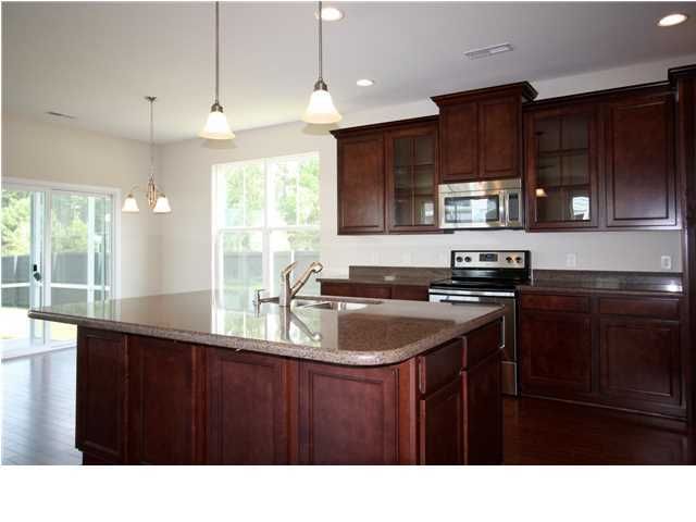 700 Quintan St, Summerville, SC 29483