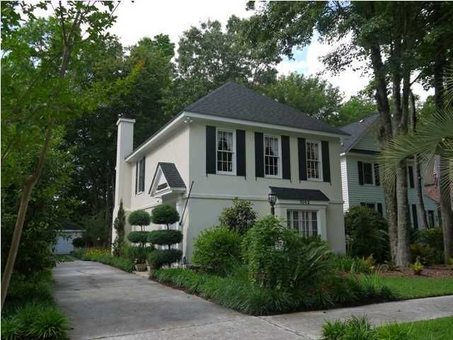 1042 Plantation Ln, Mount Pleasant, SC 29464