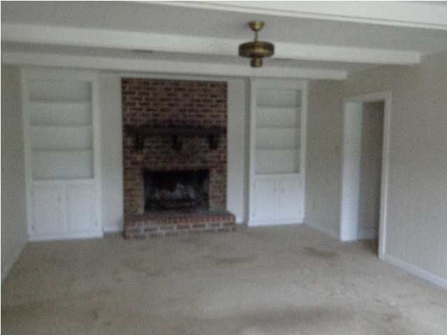 1130 Berkeley St, Hanahan, SC 29410