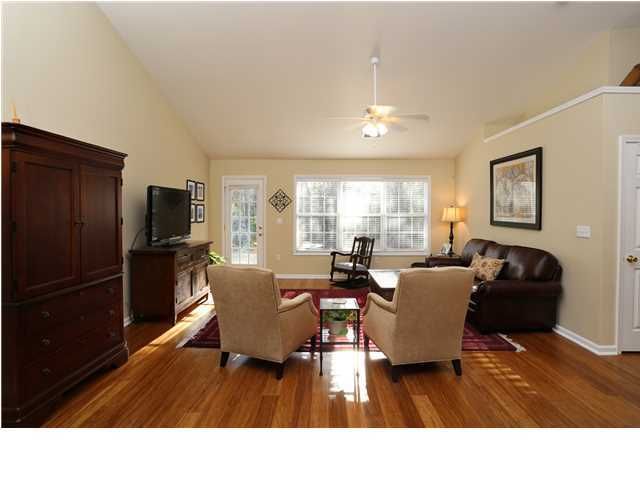 1423 Harbor Mist Ct, Charleston, SC 29492