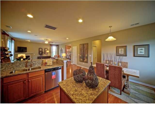 604 Ravens Wood Rd, Summerville, SC 29483