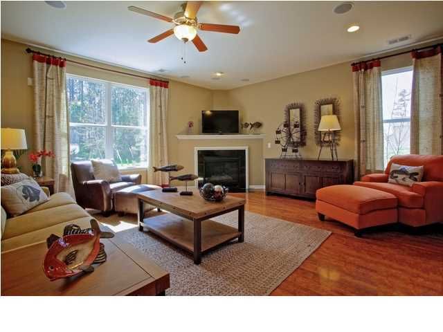 305 Mondo Ct, Summerville, SC 29483