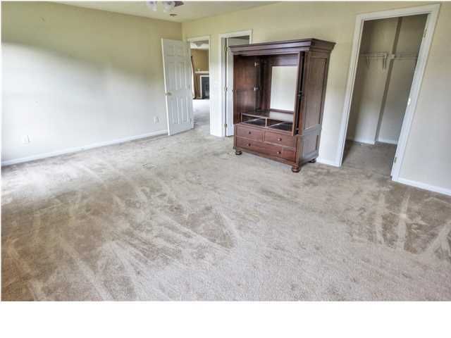 8524 Chloe Ln, North Charleston, SC 29406
