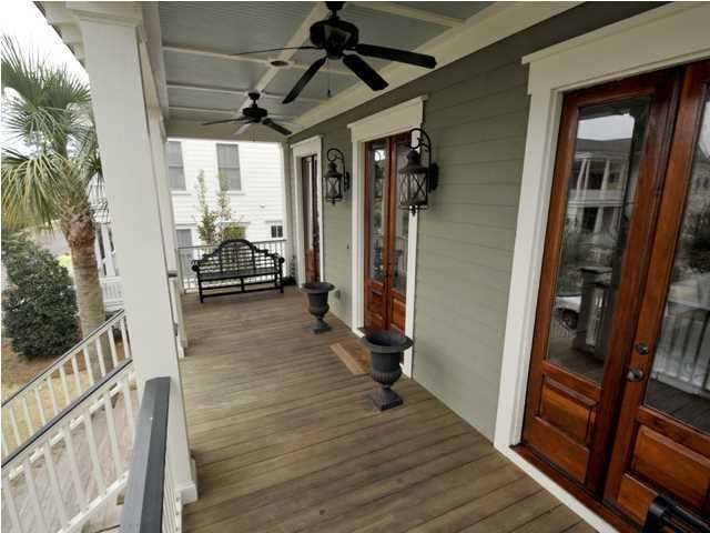 584 Galera Ln, Mount Pleasant, SC 29464