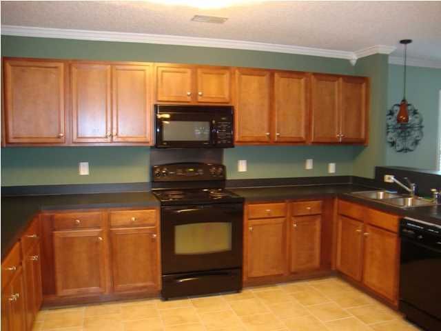 2379 Tulane Rd, North Charleston, SC 29406