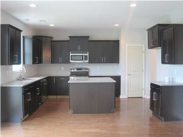 1214 Raven Rd, Hanahan, SC 29410