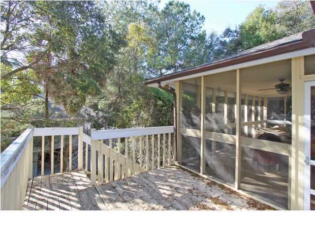 27 Twin Oaks Ln, Isle Of Palms, SC 29451
