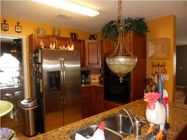 317 Jamestown Dr, Summerville, SC 29485