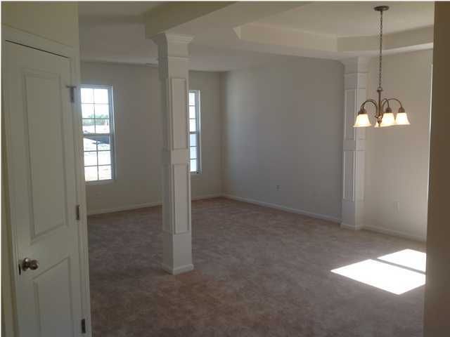 129 Vango Dr, Goose Creek, SC 29445
