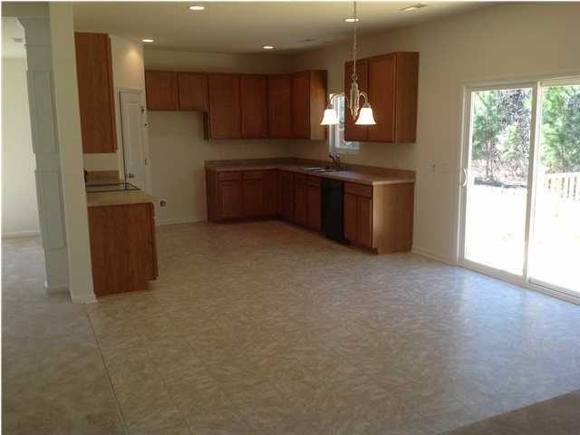 129 Vango Dr, Goose Creek, SC 29445
