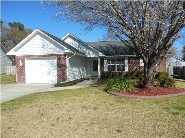 8588 Waccamaw Ct, North Charleston, SC 29406