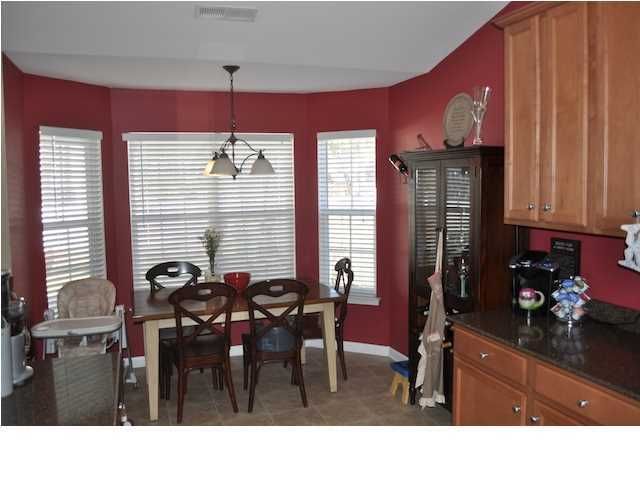 4880 Oak Leaf Rd, North Charleston, SC 29485