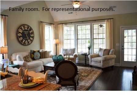223 Bateaux Dr, Summerville, SC 29483