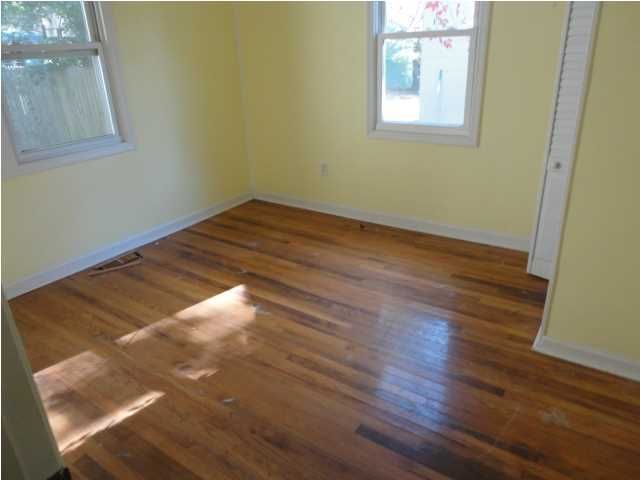 5828 Moore St, Hanahan, SC 29410