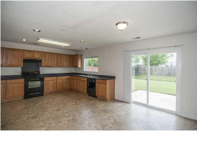 109 Graduate Ln, Ladson, SC 29456