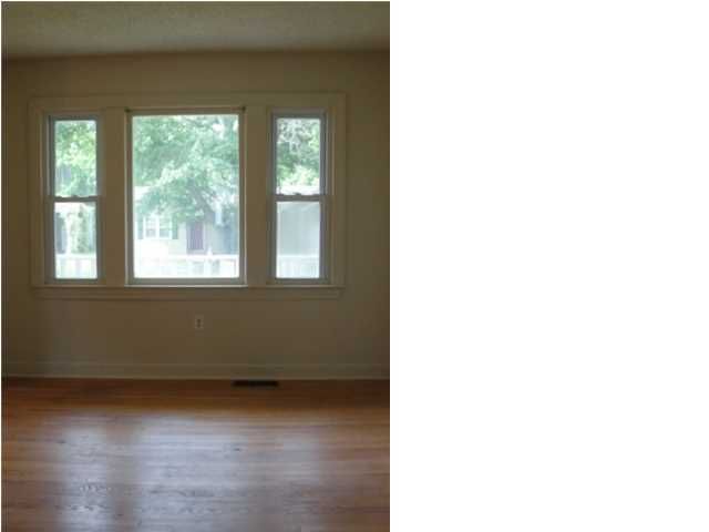 1167 Camden St, North Charleston, SC 29405