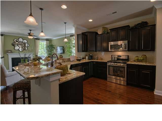 204 Bellflower Dr, Summerville, SC 29483