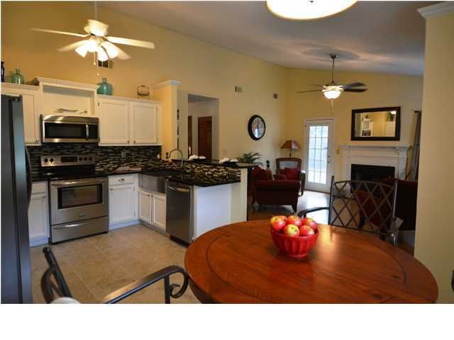 2047 Infantry Dr, Mount Pleasant, SC 29466