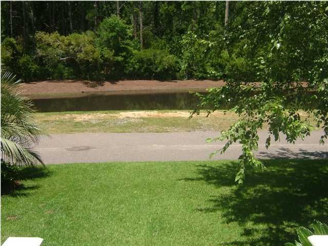 732 Stucco Ln, Mount Pleasant, SC 29464