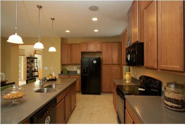 187 Berwick Dr, Summerville, SC 29483
