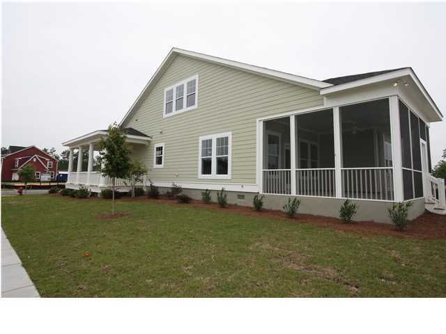 618 Van Buren Dr, Summerville, SC 29483