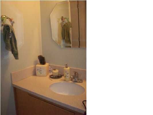 513 Hansford Dr, Goose Creek, SC 29445