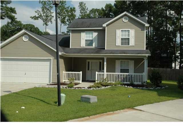 227 Bainsbury Ln, Summerville, SC 29483