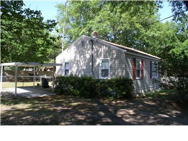 1214 Burke St, North Charleston, SC 29410
