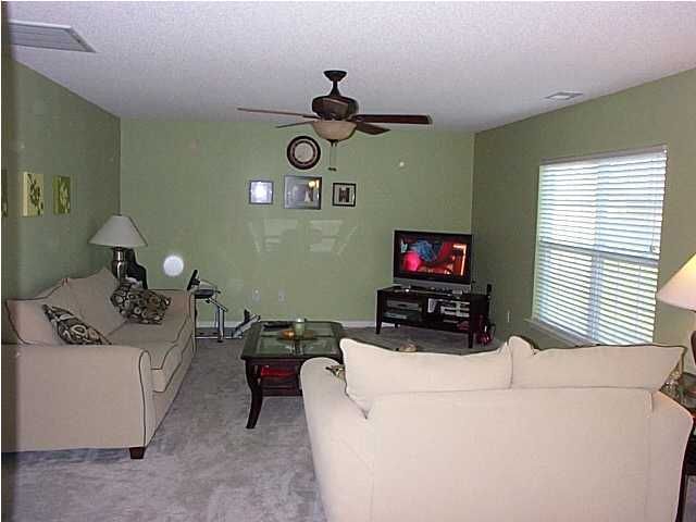 108 Rundle Ln, Summerville, SC 29483