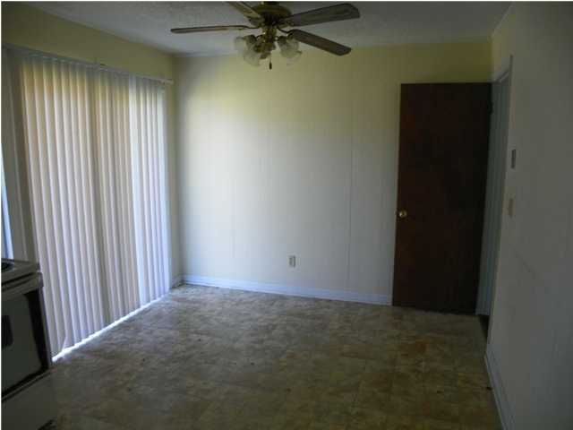 103 Gardenia St, Summerville, SC 29483