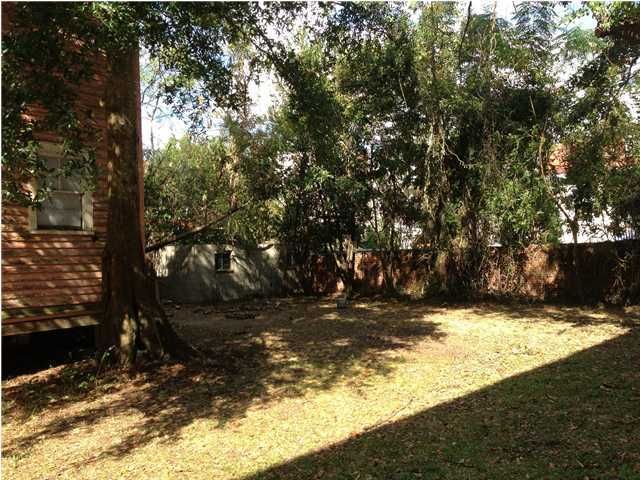 10 Kenilworth Ave, Charleston, SC 29403