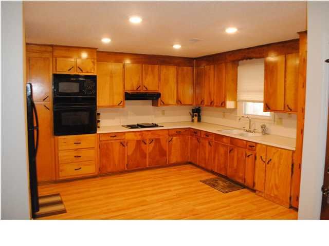 2644 Leeds Ave, North Charleston, SC 29405