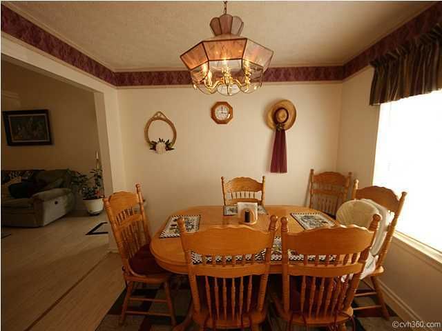 231 Two Hitch Rd, Goose Creek, SC 29445