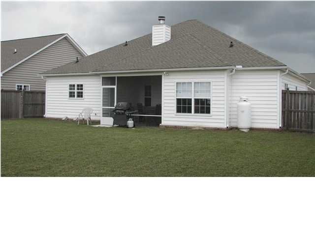 7701 Eagle Lake Rd, North Charleston, SC 29418