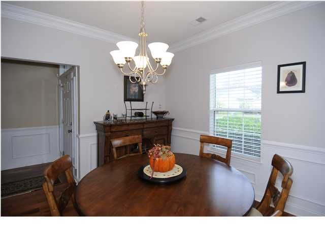 4977 Franconia Dr, Summerville, SC 29485