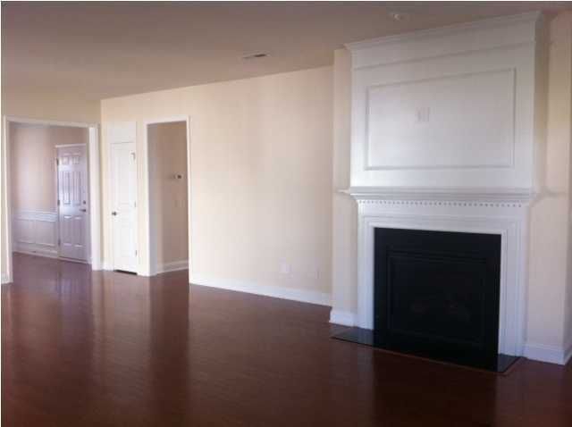 1587 Pixley St, Charleston, SC 29414