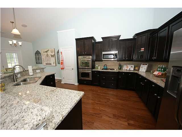 335 Spectrum Rd, Summerville, SC 29483