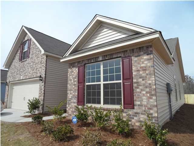 7608 High Maple Cir, North Charleston, SC 29418