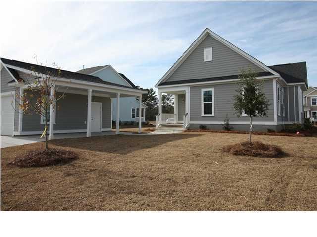 704 Quintan St, Summerville, SC 29483