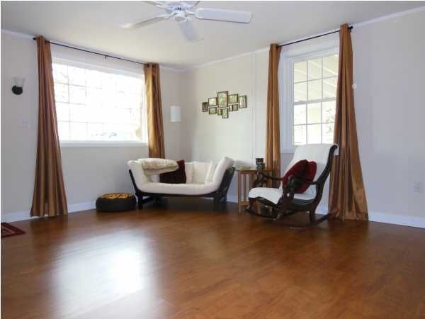 1848 Elsey Dr, Charleston, SC 29407