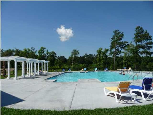 105 Springbank Ct, Moncks Corner, SC 29461