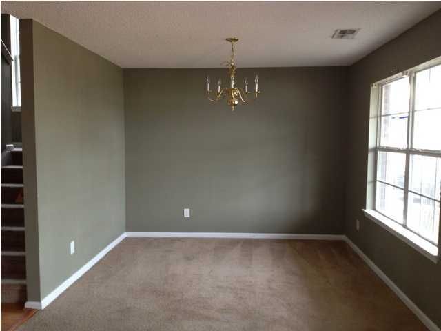 405 Jamestown Dr, Summerville, SC 29483