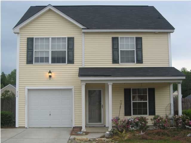 710 Resinwood Rd, Moncks Corner, SC 29461
