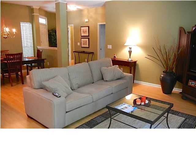506 Village Rest Ct, Mount Pleasant, SC 29464