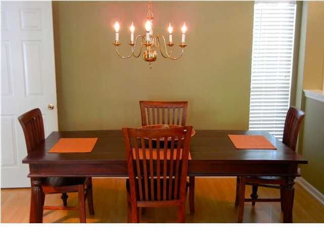 506 Village Rest Ct, Mount Pleasant, SC 29464
