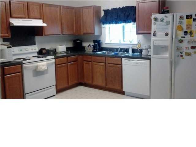 166 Apache Dr, Summerville, SC 29483