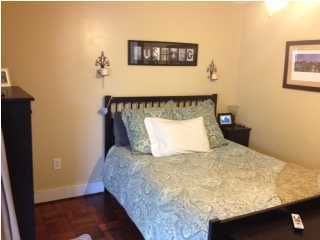 17 Moore Dr, Charleston, SC 29407
