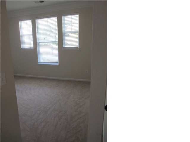 122 Shadybrook Dr, Summerville, SC 29483